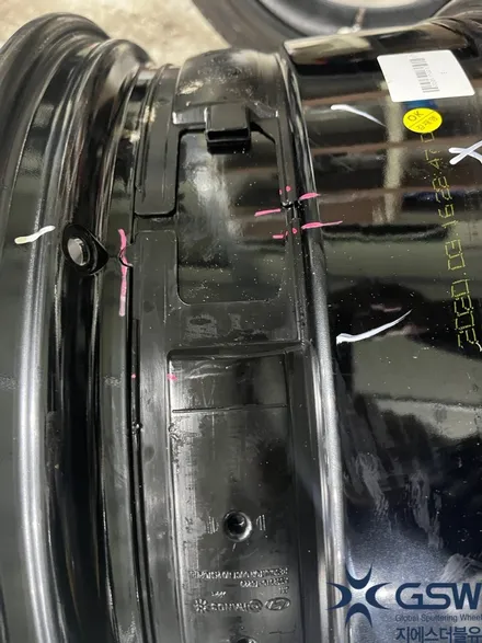 제네시스 GV80 22인치 휠복원 긁힌 자국 스퍼터링 휠도색 전주휠복원 지에스더블유전주점 / 광주 서구 매월동