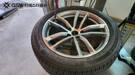 광주 휠복원 BMW 520D 18인치휠 상처로 인한 다이아컷팅 휠복원 작업 후기 / 광주 서구 매월동