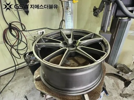 포르쉐 911 20인치휠 다이아컷팅 대구 휠복원 / 광주 서구 매월동
