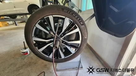 볼보 XC60 20인치휠 다이아컷팅 일산 휠복원 / 광주 서구 매월동