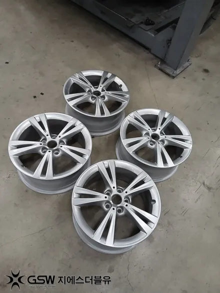 부산 BMW 2시리즈 17인치 휠복원 후기 실버 휠 스크래치 복원으로 새 휠처럼 / 광주 서구 매월동