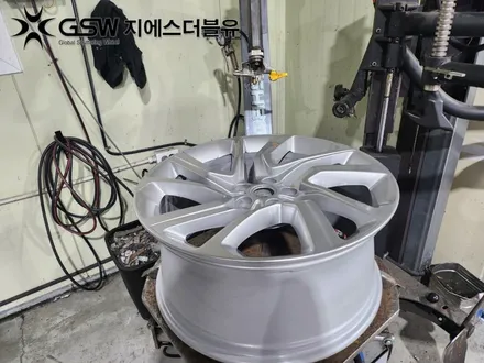 광주 랜드로버 휠복원 순정 21인치 새 휠로 만들기! / 광주 서구 매월동
