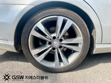 [동탄휠복원] 벤츠 E300 순정 18인치 휠 다이아컷팅 휠 복원 잘하는 업체! / 광주 서구 매월동