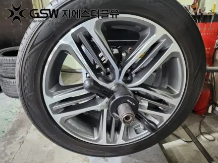 [화성휠복원] 현대 그랜져 IG 18인치 휠 스크래치로 인한 다이아몬드컷팅 휠복원 작업 후기 / 광주 서구 매월동