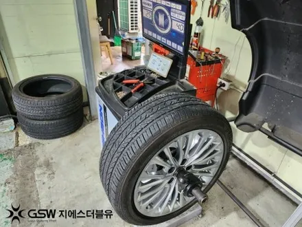 도요타 아발론 18인치휠 대구 휠수리 / 광주 서구 매월동