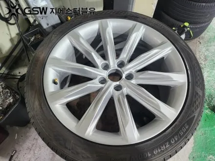 전주 아우디 A7 순정 19인치 휠 스크래치로 인한 휠복원 작업 후기 / 광주 서구 매월동