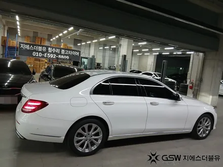 부산 기장 벤츠 휠복원 잘하는곳 E220D 18인치 실버 휠 스크래치 / 광주 서구 매월동