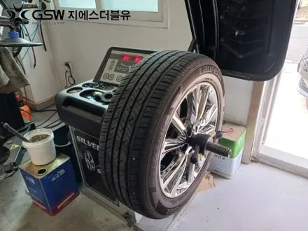 군산 카니발 19인치휠 화이트 크롬 휠도색 작업 후기 / 광주 서구 매월동