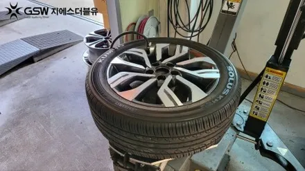 청주 티볼리 휠복원 17인치휠 다이아컷팅 휠복원 작업 후기 / 광주 서구 매월동