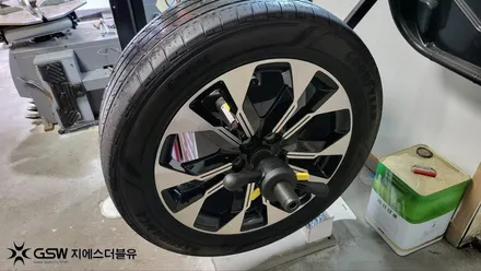 기아 카니발 19인치휠 다이아컷팅 전주휠복원 / 광주 서구 매월동