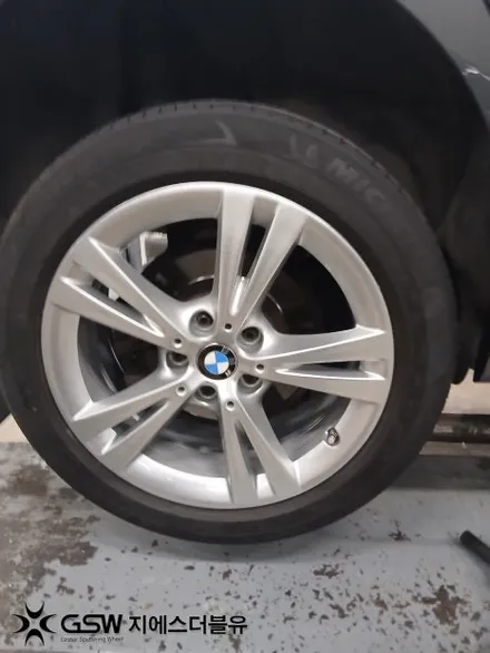 부산 BMW 2시리즈 17인치 휠복원 후기 실버 휠 스크래치 복원으로 새 휠처럼 / 광주 서구 매월동