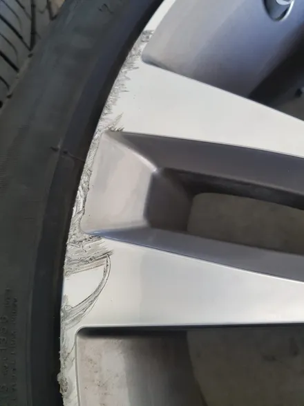 [GSW]BMW 320D 휠복원수리 휠도색후기[블랙크롬][전주휠복원수리][익산휠복원수리][대전휠복원수리][광주휠복원수리] / 광주 서구 매월동