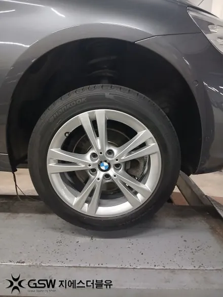 부산 BMW 2시리즈 17인치 휠복원 후기 실버 휠 스크래치 복원으로 새 휠처럼 / 광주 서구 매월동