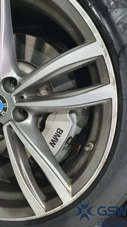 BMW 7시리즈 740LD 19인치휠복원 다이아컷팅휠수리작업 지에스더블유전주점 전주휠복원 / 광주 서구 매월동