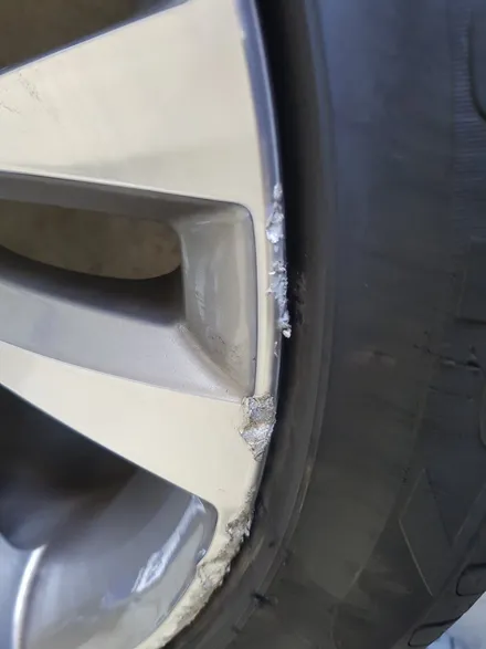 [GSW]BMW 320D 휠복원수리 휠도색후기[블랙크롬][전주휠복원수리][익산휠복원수리][대전휠복원수리][광주휠복원수리] / 광주 서구 매월동