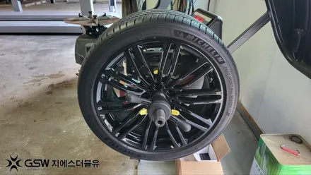 강남 휠도색 BMW 540I 19인치 블랙유광 작업 후기 / 광주 서구 매월동