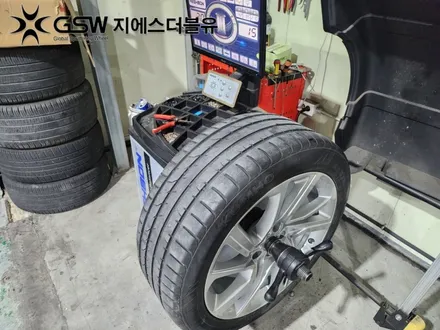 광주 랜드로버 휠복원 순정 21인치 새 휠로 만들기! / 광주 서구 매월동