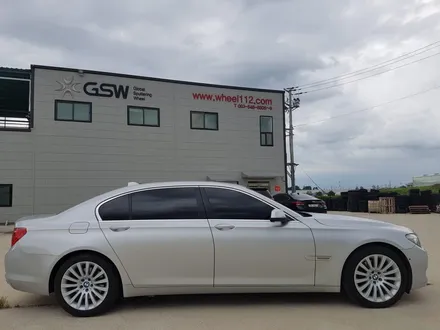 전주BMW740LI휠복원 및 휠도색[전주휠복원수리]전주BMW7시리즈휠복원][전주BMW530I휠복원수리][전주BMW520D휠복원수리][대전BMW740휠복원수리][대전크롬휠복원] / 광주 서구 매월동