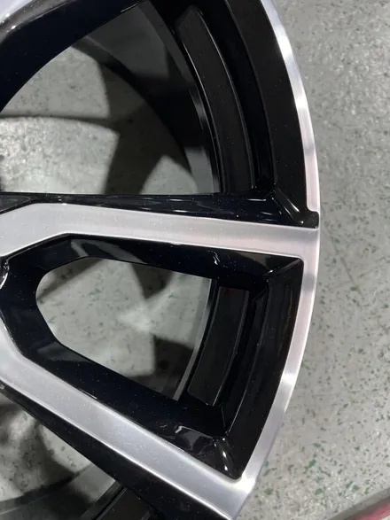 지에스더블유 BMW X7 휠수리 휠복원 부안휠 고창휠 / 광주 서구 매월동