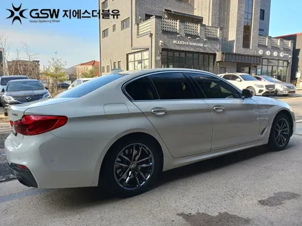 BMW 520D 18인치휠 블랙크롬 일산 휠도색 / 광주 서구 매월동