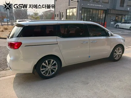 창원 카니발 휠도색 19인치휠 도장면 떨어짐으로 인한 화이트 크롬 휠도색 작업 후기 / 광주 서구 매월동