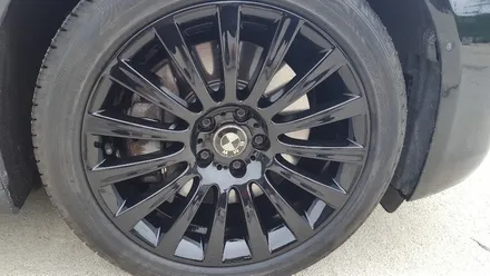 BMW7시리즈 블랙유광 휠 도장 / 광주 서구 매월동