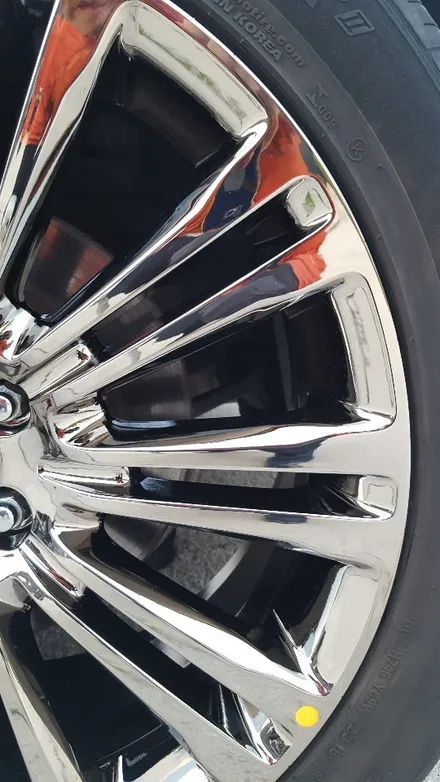 전주크라이슬러300C20인치휠복원수리[300C크롬휠복원][전주크라이슬러크롬휠복원][전주레인지로버스포츠휠복원][대전크라이슬러300C휠복원수리][크롬휠복원][블랙크롬휠복원] / 광주 서구 매월동