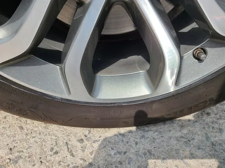[벤츠E클래스 컷팅 휠 복원] 지에스더블유 수입차휠수리 수입차휠복원 전주휠 익산휠 군산휠 대전휠 광주휠 전주휠수리 전주휠복원 스퍼터링 블랙크롬 분체도장 휠도장 휠도색 / 광주 서구 매월동
