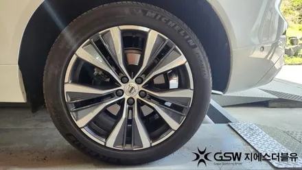 볼보 XC60 20인치휠 다이아컷팅 일산 휠복원 / 광주 서구 매월동