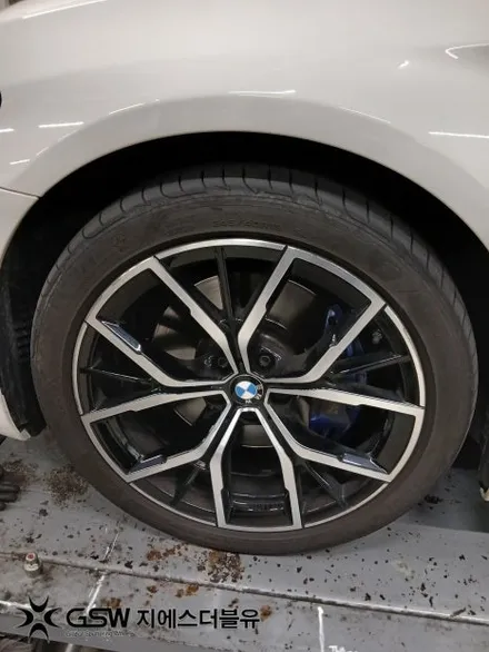 교체 없이 완벽 복원! 판교 BMW 530I 19인치 다이아컷팅 휠복원 / 광주 서구 매월동