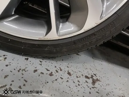 부산 휠 상처 복원 니로 다이아컷팅 휠복원 전문점 / 광주 서구 매월동