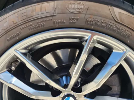 [BMW5시리즈 휠 복원] 지에스더블유 수입차휠수리 수입차휠복원 전주휠 익산휠 군산휠 대전휠 광주휠 전주휠수리 전주휠복원 스퍼터링 블랙크롬 분체도장 휠도장 휠도색 / 광주 서구 매월동