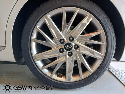 세종 그랜저 IG 19인치휠 긁힘으로 인한 휠복원 작업 후기 / 광주 서구 매월동