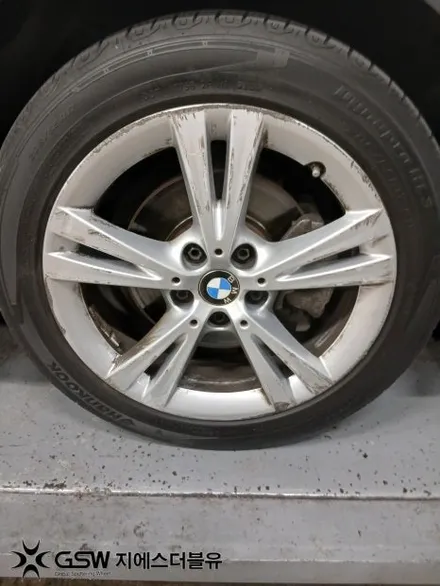 부산 BMW 2시리즈 17인치 휠복원 후기 실버 휠 스크래치 복원으로 새 휠처럼 / 광주 서구 매월동