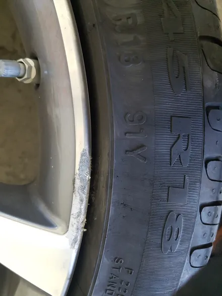 전주bmw3시리즈휠복원블랙크롬도색[전주휠복원수리][전주휠][전주중고휠][전북휠복원][전북휠수리][전주휠도색][스퍼터링휠도색][크롬휠복원][블랙크롬][익산휠복원][군산휠복원수리] / 광주 서구 매월동
