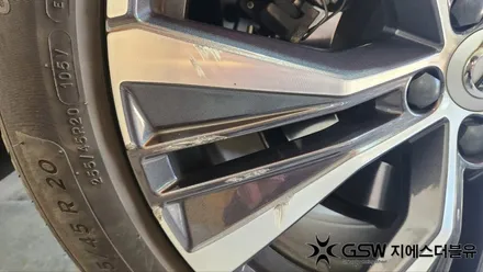 볼보 XC60 20인치휠 다이아컷팅 일산 휠복원 / 광주 서구 매월동