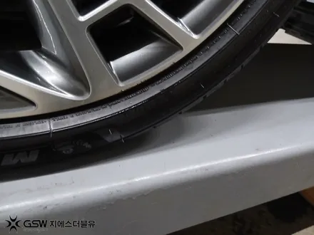 부산 G90 휠복원 전문 GSW 20인치 다이아컷팅 휠 림 스크래치 복원 후기 / 광주 서구 매월동