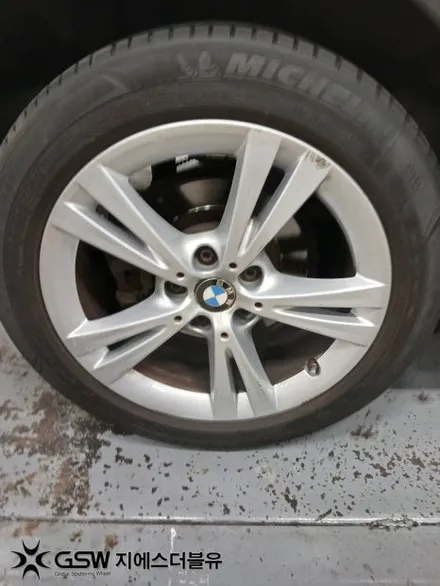 부산 BMW 2시리즈 17인치 휠복원 후기 실버 휠 스크래치 복원으로 새 휠처럼 / 광주 서구 매월동