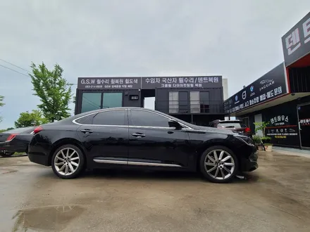 아스란 19인치 휠 복원 [휠수리 지에스더블유 수입차휠수리 수입차휠복원 전주휠 익산휠 군산휠 대전휠 광주휠 전주휠수리 전주휠복원 스퍼터링 블랙크롬 분체도장 휠도] / 광주 서구 매월동
