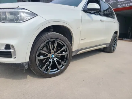 BMW X5  휠도장 전주휠 익산휠 군산휠 대전휠 광주휠 전주휠수리 전주휠복원 스퍼터링 블랙크롬 분체도장 휠도장 휠도색 / 광주 서구 매월동