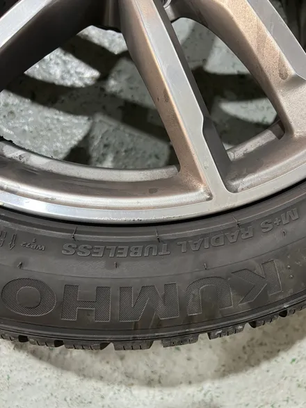 [지에스더블유 전주직영점] BMW 520D 18인치 순정휠 복원 후 블랙유광 도색 [전주휠도색][전주휠복원][전주휠수리][전주스퍼터링휠] / 광주 서구 매월동