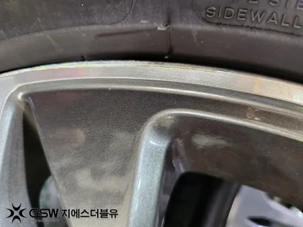 기아 K8 18인치휠 컷팅휠 대구 휠수리 / 광주 서구 매월동