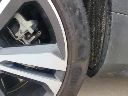 볼보V60 휠 복원 [수입차휠수리 수입차휠복원 전주휠 익산휠 군산휠 대전휠 광주휠 광주휠수리 광주휠복원 광주중고차 광주매월동 광주맛집 전주휠수리 전주휠복원 스퍼터링] / 광주 서구 매월동
