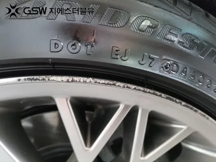 파주 중고휠 제네시스 G70 18인치휠 스크래치 인한 복원 장착 작업 후기 / 광주 서구 매월동