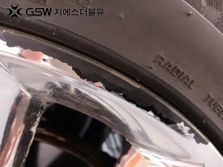 청주 쏘렌토 UM 19인치휠 블랙유광 휠도색 / 광주 서구 매월동
