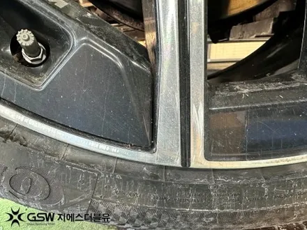 휠 교체 NO! 전주 BMW 750i 20인치 다이아컷팅 휠복원 / 광주 서구 매월동