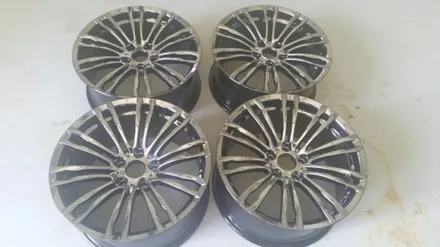 수입차 휠 수리 잘하는  GSW BMW520 블랙크롬 유리막코팅 / 광주 서구 매월동