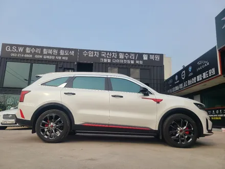 쏘렌토MQ4 20인치 휠 복원 [수입차휠수리 수입차휠복원 전주휠 익산휠 군산휠 대전휠 광주휠 광주휠수리 광주휠복원 광주중고차 광주매월동 광주맛집 전주휠수리 전주휠복원 스퍼터링] / 광주 서구 매월동
