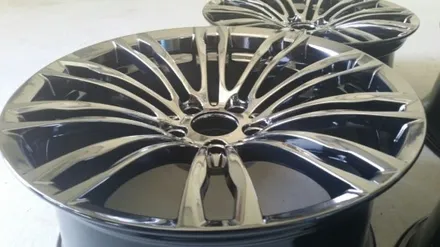 수입차 휠 수리 잘하는  GSW BMW520 블랙크롬 유리막코팅 / 광주 서구 매월동