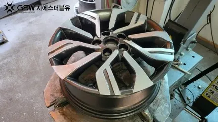 티볼리 17인치 다이아컷팅 휠복원 중고휠 / 광주 서구 매월동